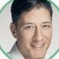 Dr Wayne Mullen